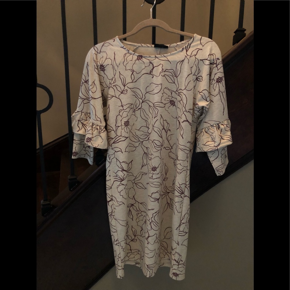 bobeau Cream Floral Shift Dress with Pink Print